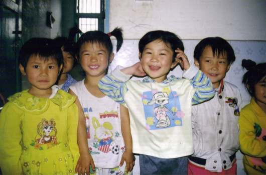 China_Leshan_kindergarten_children